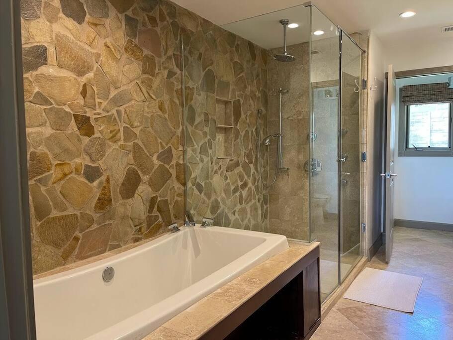 Lakeview Bungalow-Access To Lake, Pool, Gym, &Park Lago Vista Экстерьер фото